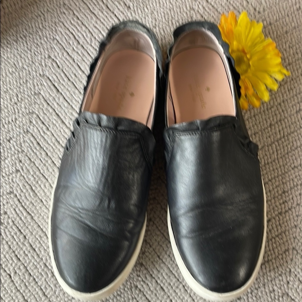 Kate Spade Ruffle sneakers - Picture 1 of 6